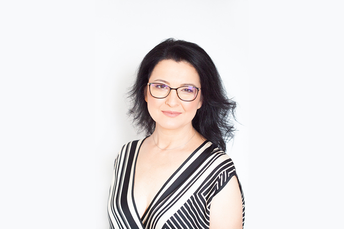 Psiholog Cristina Lazarescu, Psiholog clinician, Terapeut relational cu specializare IMAGO. Life & Embodiment Coaching. Experiență 3 ani, București